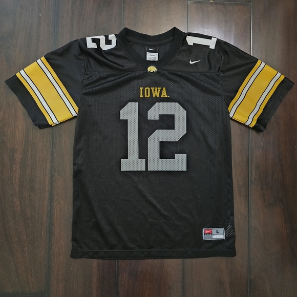 Youth Boys Nike Black and Yellow Iowa Hawkeyes #12 Jersey Size Large 16/18 - Picture 1 of 9